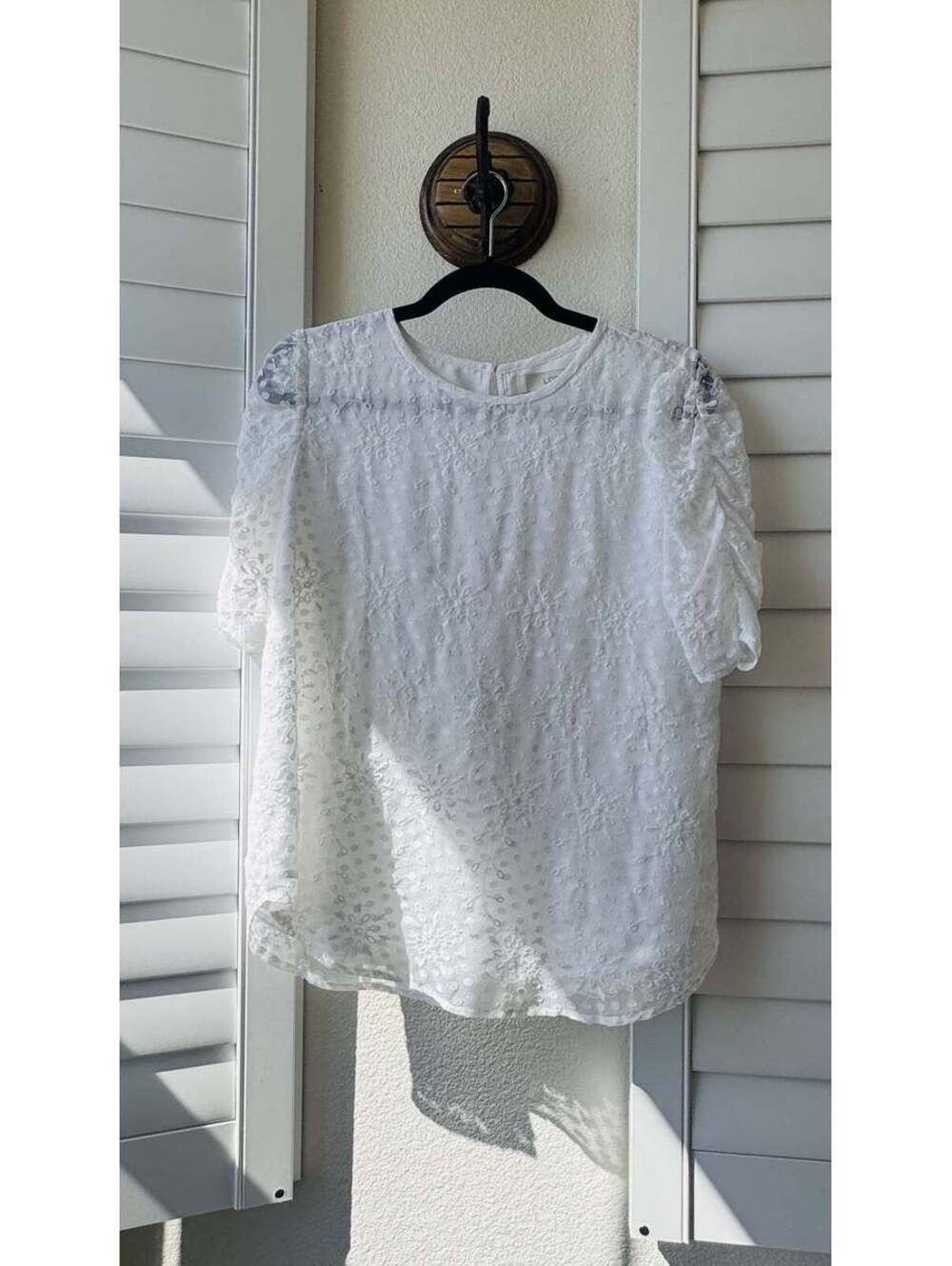 LOFT White Floral Embroidered Eyelet Blouse Size M